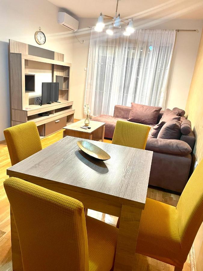 Naki Apartments Podgorica Luaran gambar
