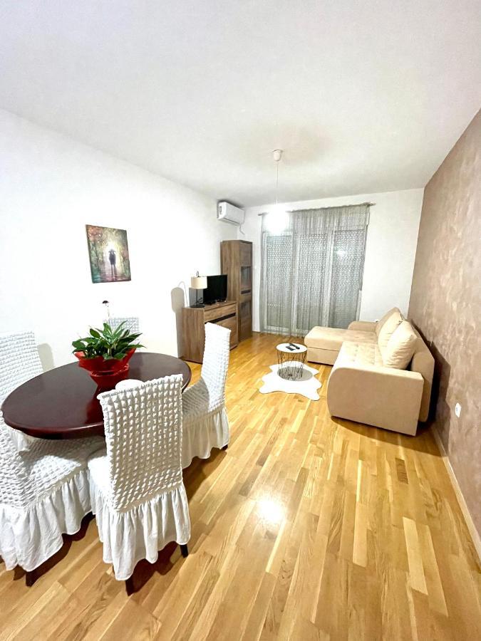 Naki Apartments Podgorica Luaran gambar