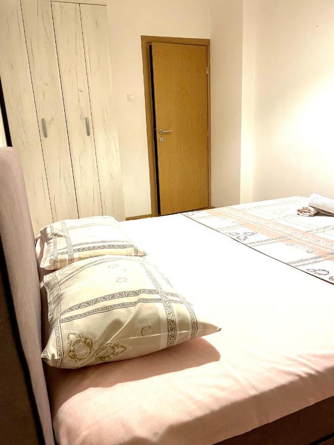Naki Apartments Podgorica Luaran gambar