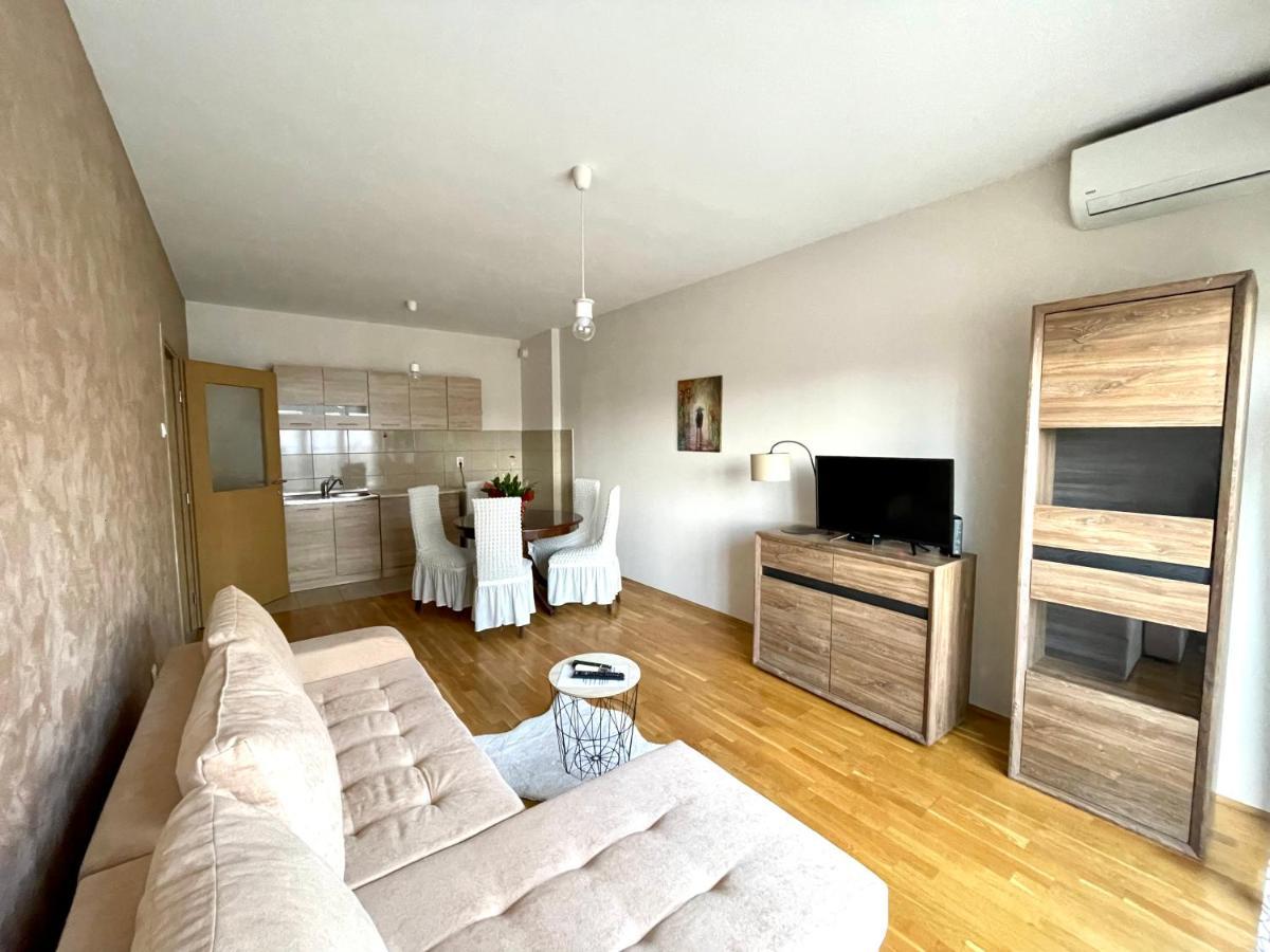 Naki Apartments Podgorica Luaran gambar