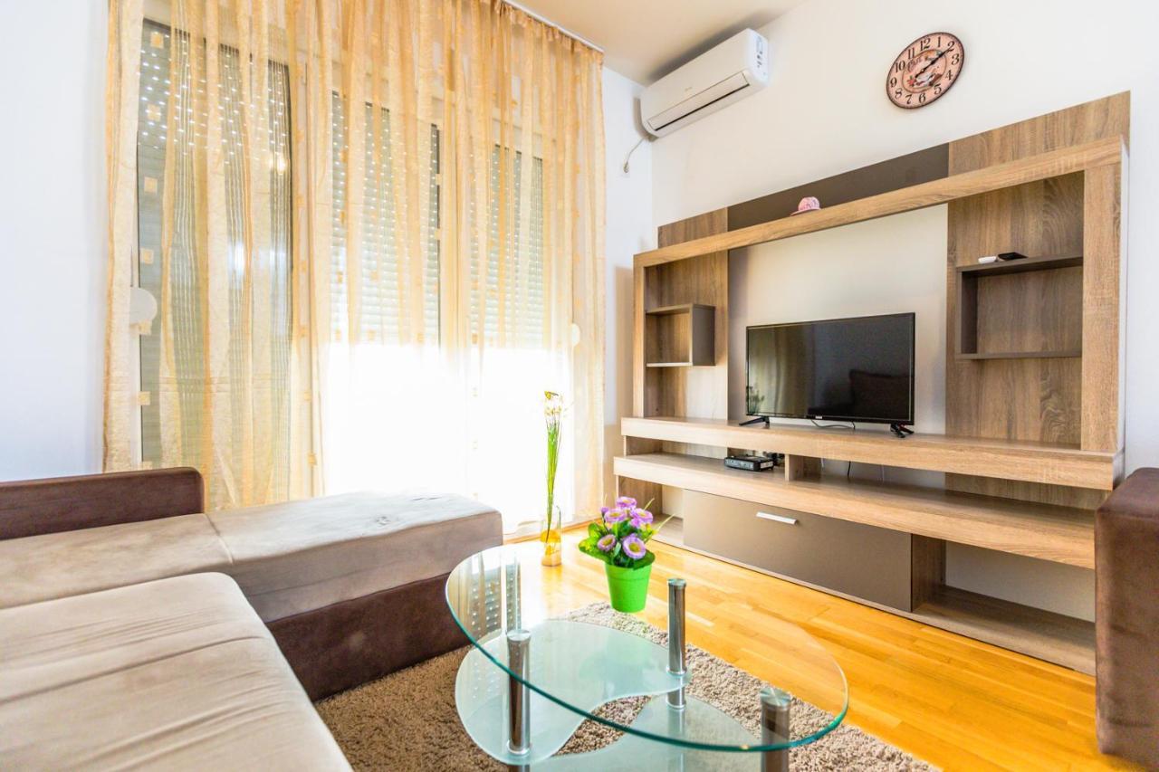 Naki Apartments Podgorica Luaran gambar